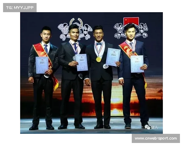 陈学思总成绩219杆获汇丰青少年公开赛男子C组季军 陈学思总成绩219杆获汇丰青少年公开赛男子C组季军